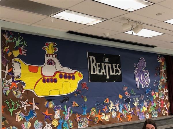 Kinder Musical Yellow Submarine